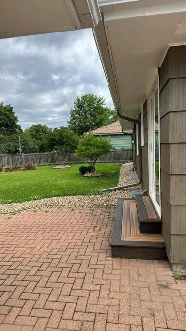 Beautiful Luxury Home Freshly Renovated With Big Yard, Seating & Grill Pad Cottage Grove Exterior foto