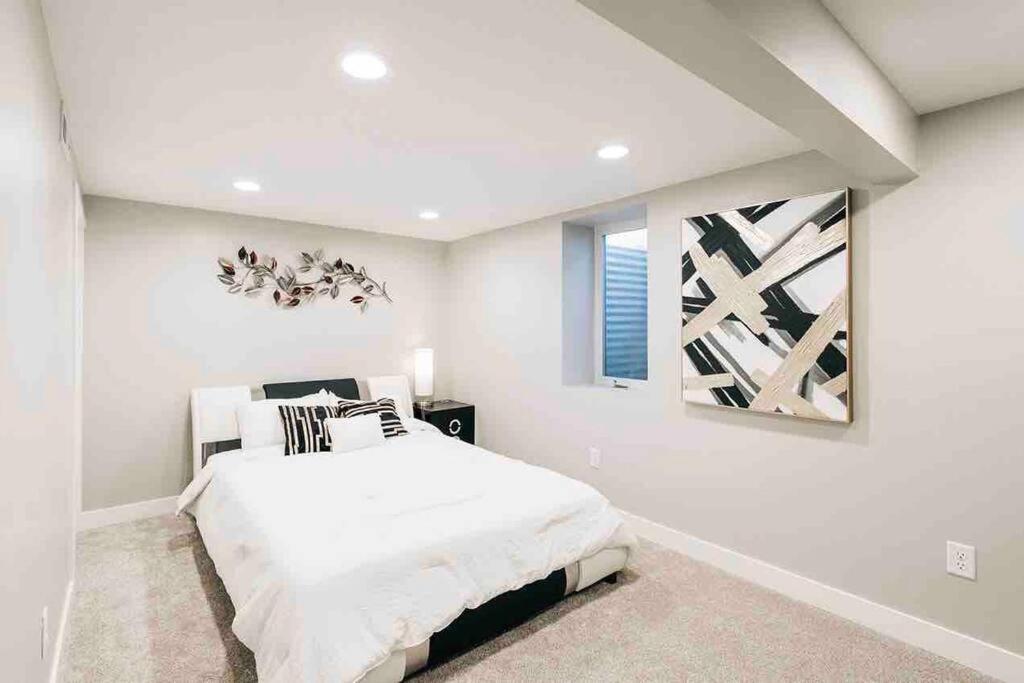 Beautiful Luxury Home Freshly Renovated With Big Yard, Seating & Grill Pad Cottage Grove Exterior foto